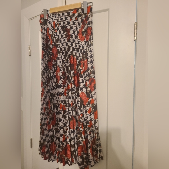 ZARA houndstooth and flower printed midi skirt size Small - Picture 2 of 5